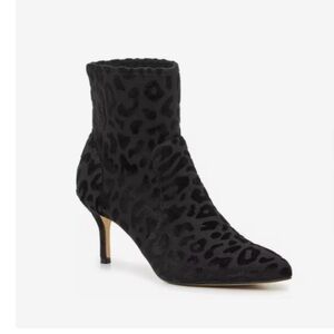 NIB Charles by Charles David Arber booties - black leopard